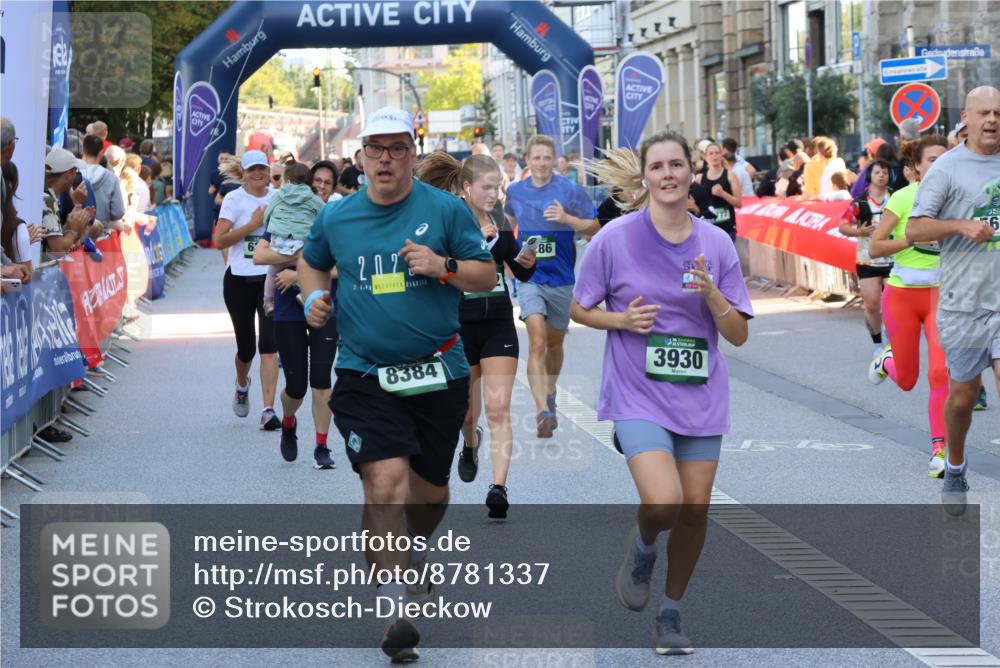 07.09.2025 - BARMER Alsterlauf Strokosch-Dieckow http://msf.ph/oto/8781337 07.09.2025 10:05:43 Ziel 2043, 2744, 2773, 3015, 3023, 3154, 3573, 3574, 3839, 3991, 4178, 4179, 4230, 4342, 4355, 4401, 4465, 4570, 4793, 4807, 5105, 5363, 5431, 5432, 5478, 5621, 5728, 5752, 5787, 5788, 5811, 6085, 6101, 6129, 6221, 8023, 8064, 8121, 8184, 8185, 8327, 8332, 8333, 8466 meine-sportfotos.de
