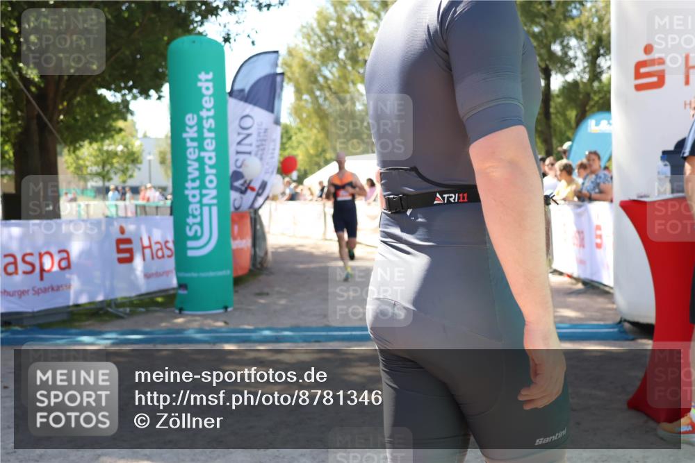 07.09.2025 - 19. Norderstedt Triathlon Zöllner http://msf.ph/oto/8781346 07.09.2025 12:55:05 Ziel 756, 1346 meine-sportfotos.de