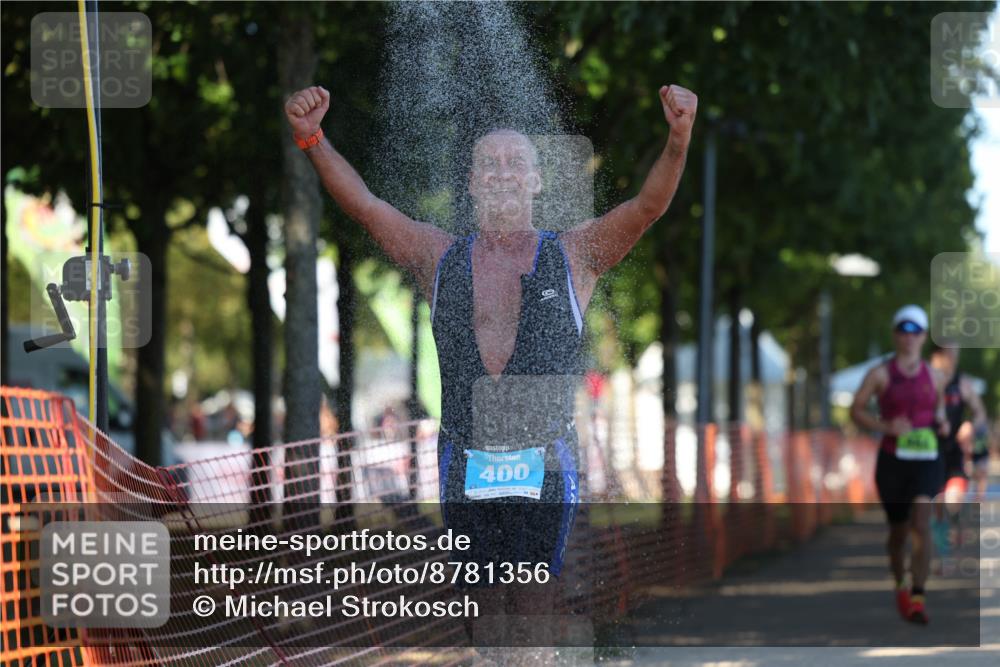 07.09.2025 - 19. Norderstedt Triathlon Michael Strokosch http://msf.ph/oto/8781356 07.09.2025 16:07:13 Laufen 464, 487, 520, 524, 1479 meine-sportfotos.de