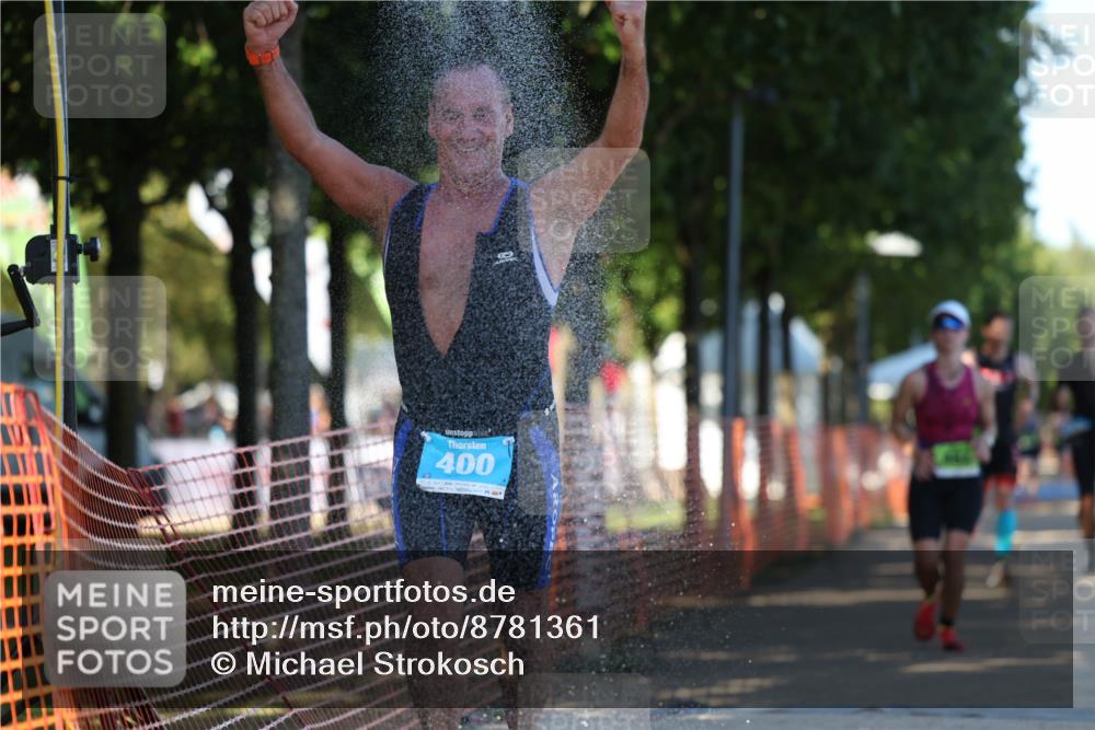 07.09.2025 - 19. Norderstedt Triathlon Michael Strokosch http://msf.ph/oto/8781361 07.09.2025 16:07:13 Laufen 464, 487, 520, 524, 1479 meine-sportfotos.de