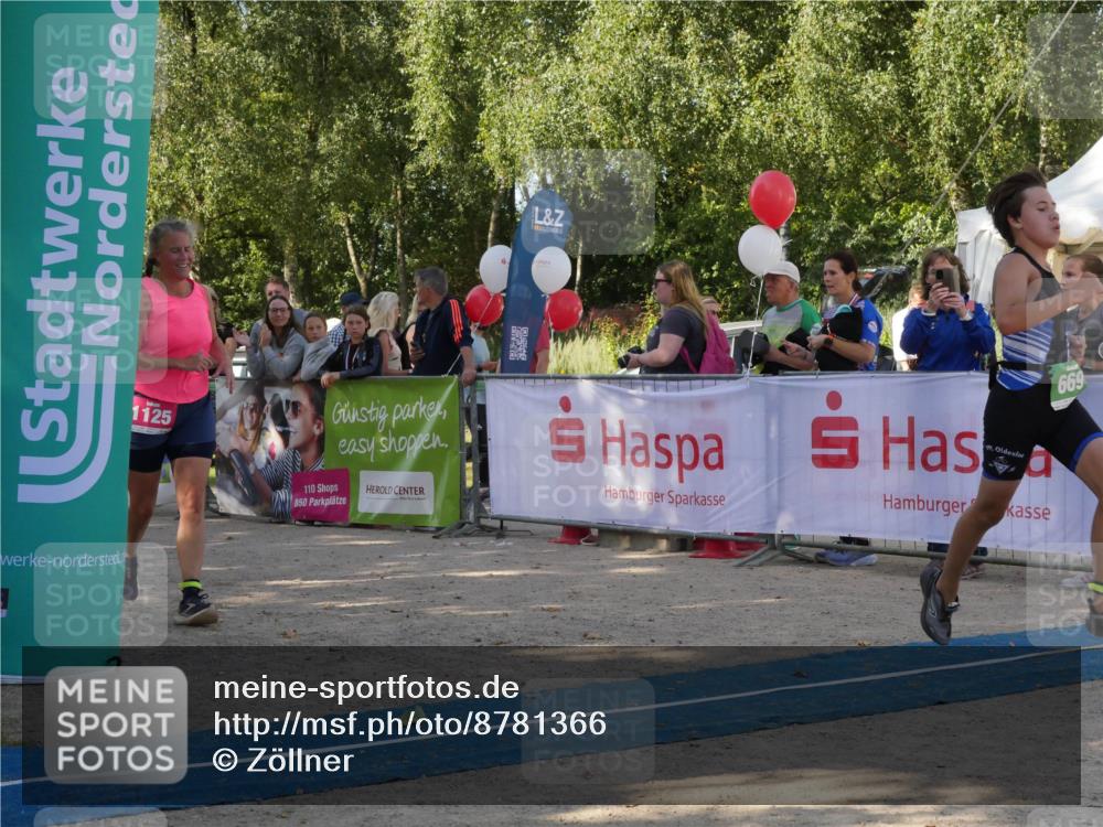 07.09.2025 - 19. Norderstedt Triathlon Zöllner http://msf.ph/oto/8781366 07.09.2025 10:57:48 Ziel 669, 1125 meine-sportfotos.de