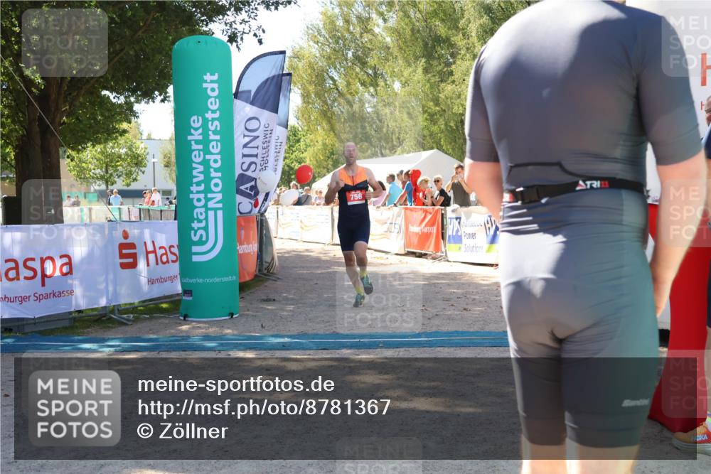 07.09.2025 - 19. Norderstedt Triathlon Zöllner http://msf.ph/oto/8781367 07.09.2025 12:55:06 Ziel 756, 1346 meine-sportfotos.de