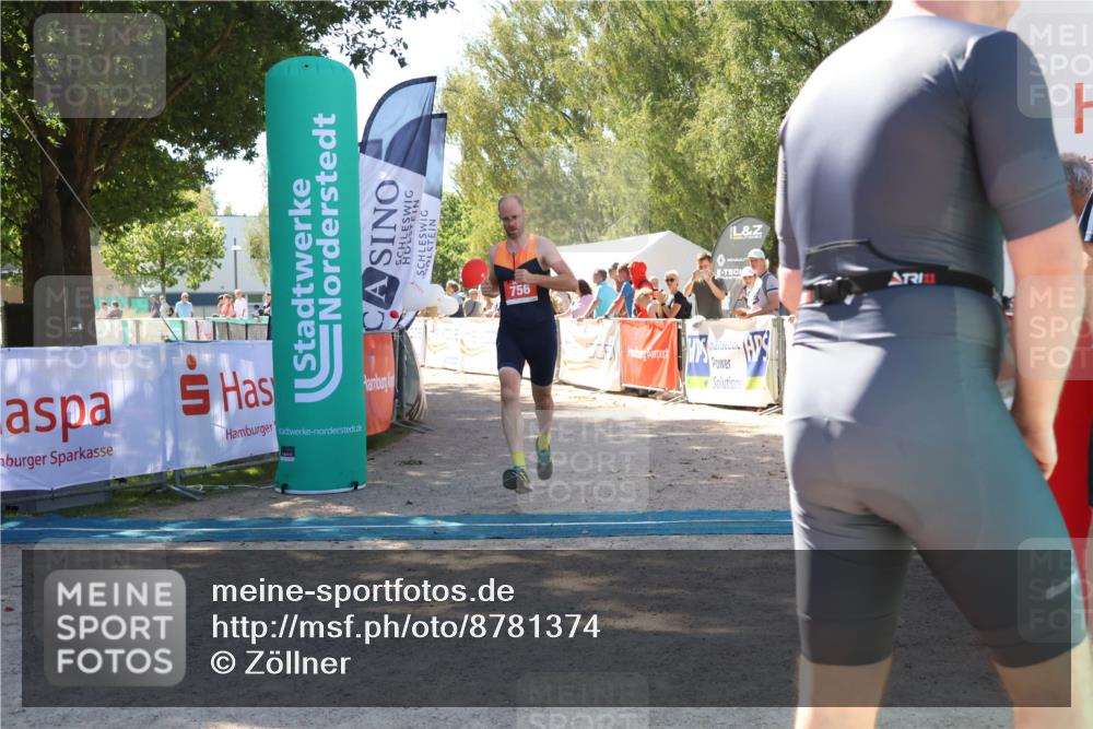 07.09.2025 - 19. Norderstedt Triathlon Zöllner http://msf.ph/oto/8781374 07.09.2025 12:55:07 Ziel 756 meine-sportfotos.de