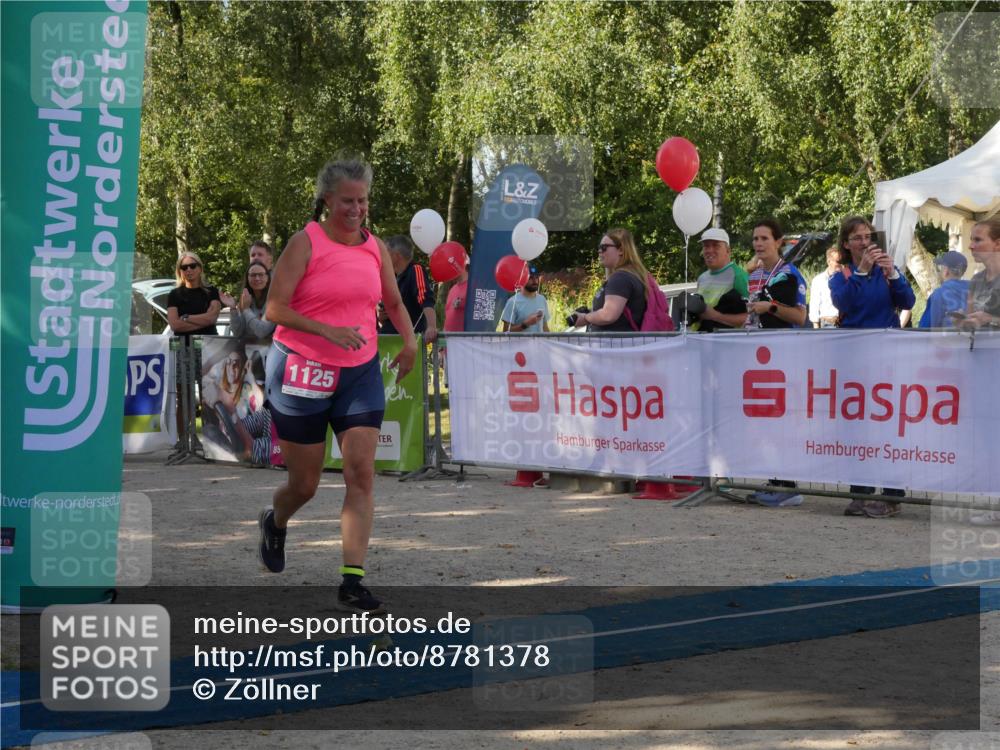 07.09.2025 - 19. Norderstedt Triathlon Zöllner http://msf.ph/oto/8781378 07.09.2025 10:57:49 Ziel 669, 1125 meine-sportfotos.de