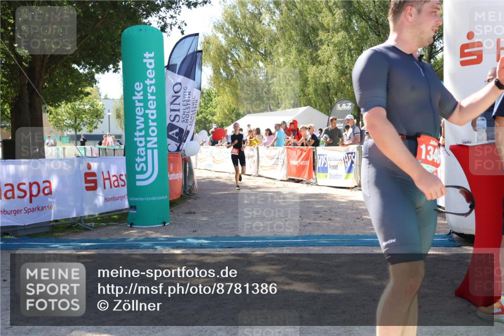 07.09.2025 - 19. Norderstedt Triathlon Zöllner http://msf.ph/oto/8781386 07.09.2025 12:55:34 Ziel 292 meine-sportfotos.de