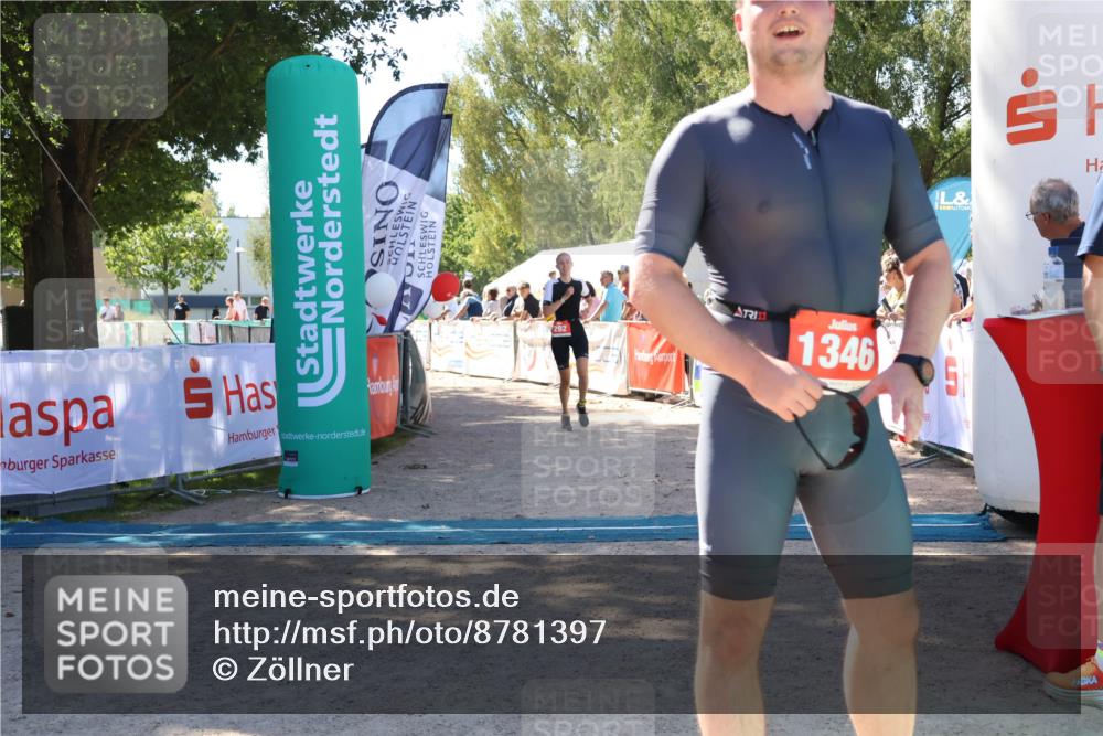 07.09.2025 - 19. Norderstedt Triathlon Zöllner http://msf.ph/oto/8781397 07.09.2025 12:55:35 Ziel 292 meine-sportfotos.de