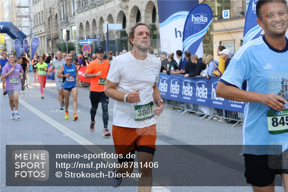 07.09.2025 - BARMER Alsterlauf Strokosch-Dieckow http://msf.ph/oto/8781406 07.09.2025 10:05:40 Ziel 2043, 2064, 2435, 2744, 2773, 3015, 3023, 3573, 3574, 3839, 3991, 4178, 4179, 4230, 4355, 4401, 4465, 4570, 4793, 4807, 5105, 5431, 5432, 5616, 5621, 5728, 5752, 5787, 5788, 5811, 6101, 6129, 6221, 8023, 8064, 8121, 8184, 8185, 8327, 8332, 8333, 8466 meine-sportfotos.de