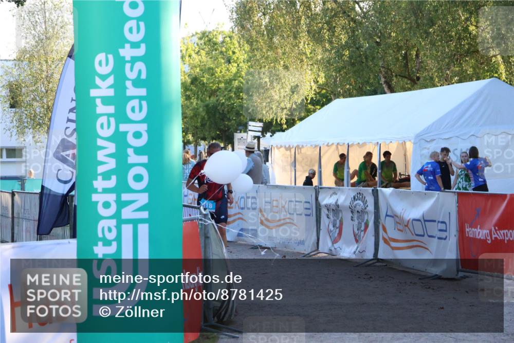 07.09.2025 - 19. Norderstedt Triathlon Zöllner http://msf.ph/oto/8781425 07.09.2025 17:42:54 Ziel 418 meine-sportfotos.de