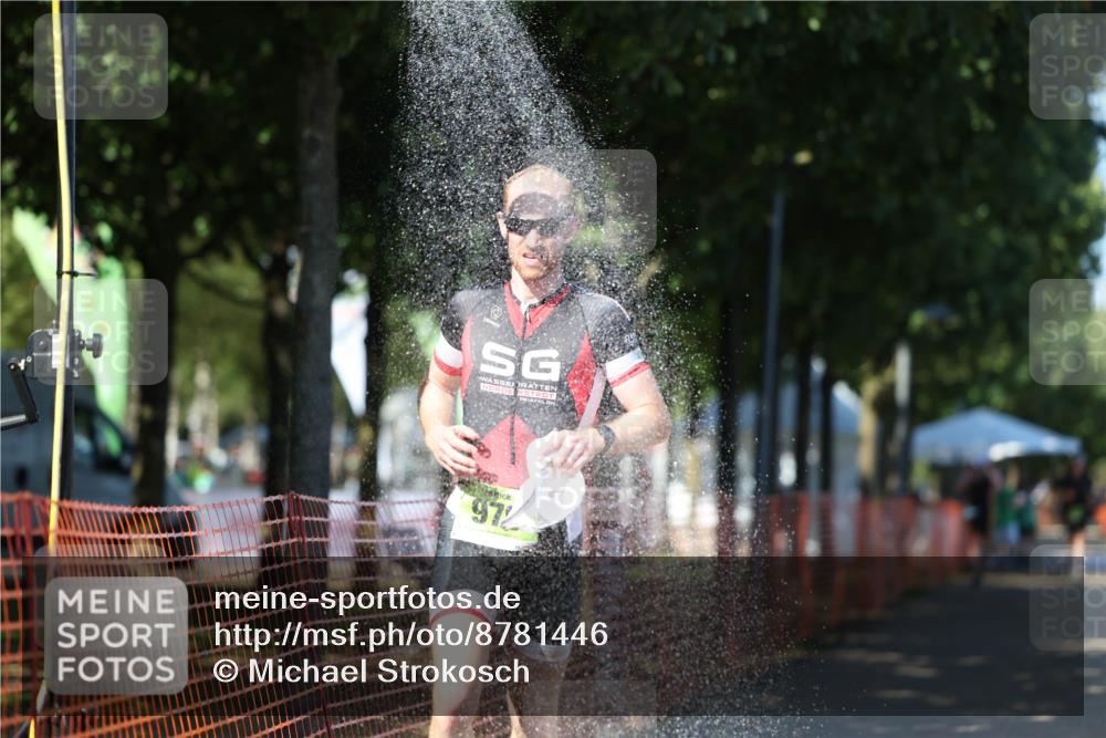 07.09.2025 - 19. Norderstedt Triathlon Michael Strokosch http://msf.ph/oto/8781446 07.09.2025 15:11:25 Laufen 888, 979, 985 meine-sportfotos.de