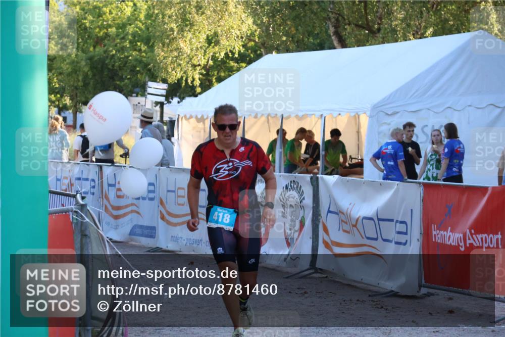 07.09.2025 - 19. Norderstedt Triathlon Zöllner http://msf.ph/oto/8781460 07.09.2025 17:42:56 Ziel 418 meine-sportfotos.de