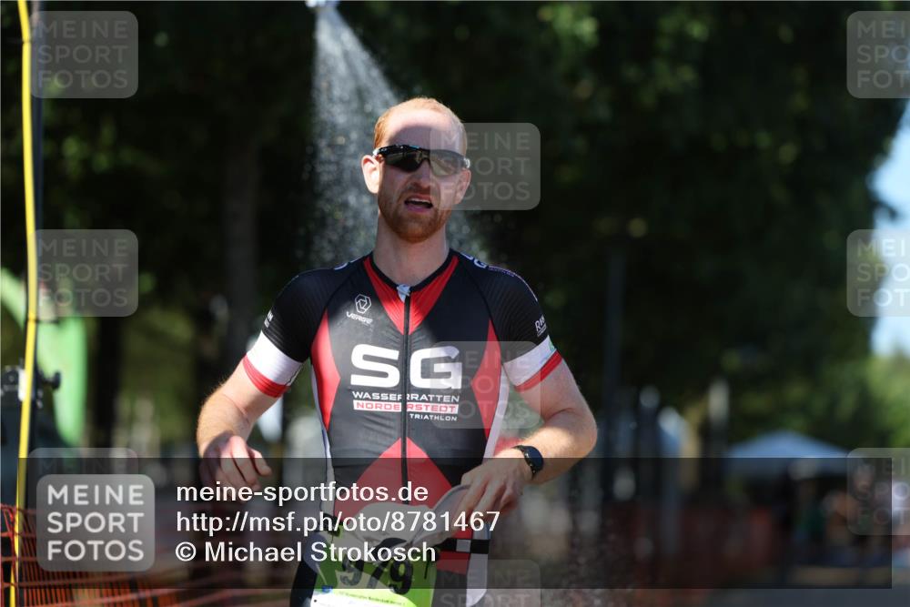 07.09.2025 - 19. Norderstedt Triathlon Michael Strokosch http://msf.ph/oto/8781467 07.09.2025 15:11:26 Laufen 888, 979, 985 meine-sportfotos.de
