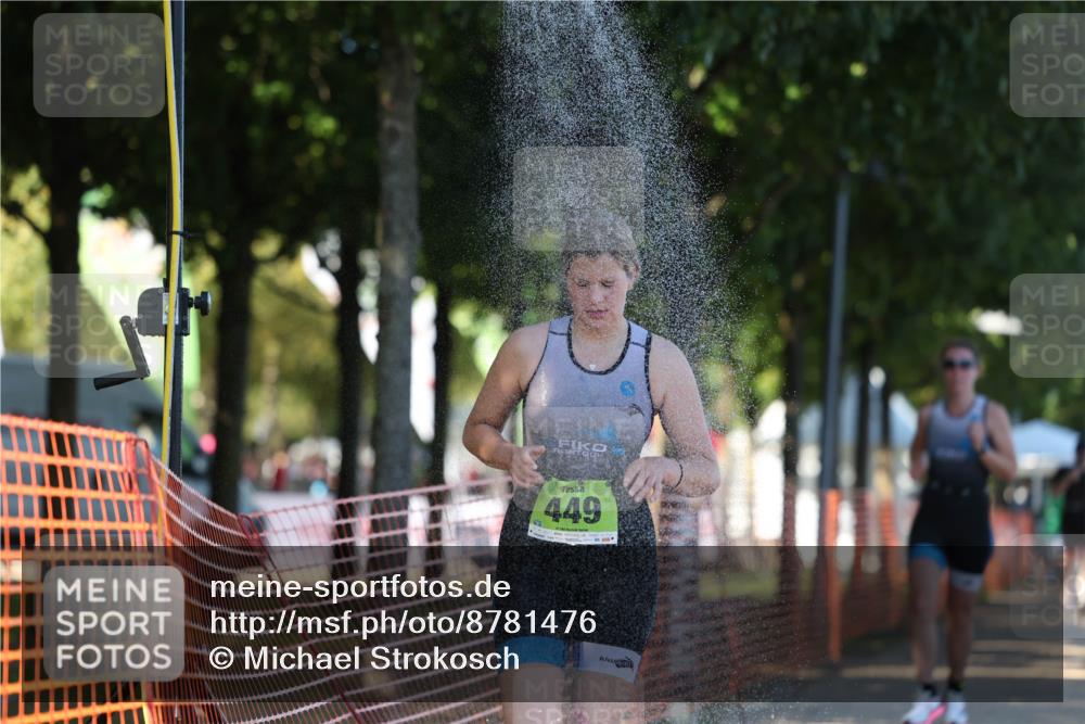 07.09.2025 - 19. Norderstedt Triathlon Michael Strokosch http://msf.ph/oto/8781476 07.09.2025 16:07:36 Laufen 449, 450, 496, 951 meine-sportfotos.de