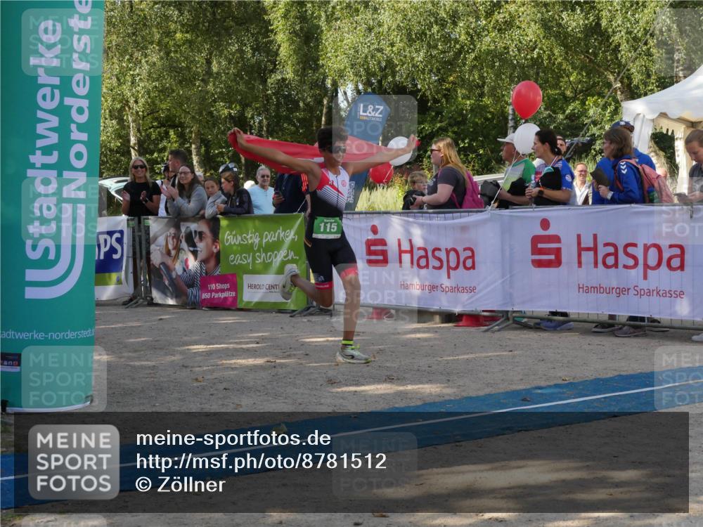 07.09.2025 - 19. Norderstedt Triathlon Zöllner http://msf.ph/oto/8781512 07.09.2025 10:58:15 Ziel 60, 108, 115, 638, 670 meine-sportfotos.de