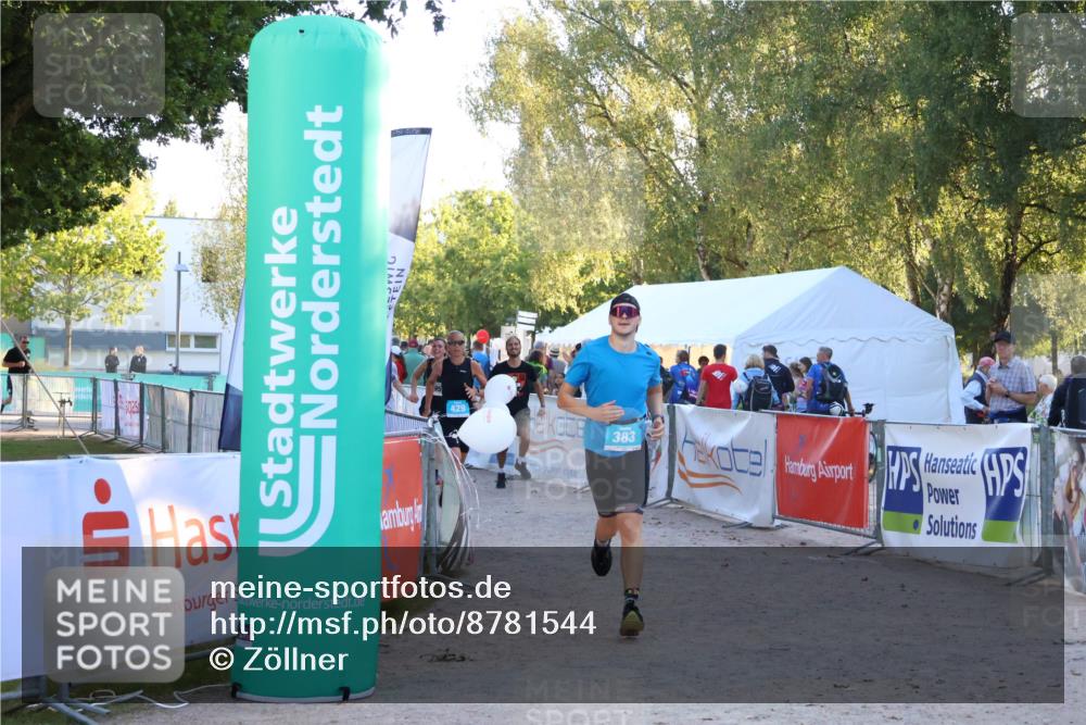 07.09.2025 - 19. Norderstedt Triathlon Zöllner http://msf.ph/oto/8781544 07.09.2025 17:43:44 Ziel 383, 429, 952 meine-sportfotos.de