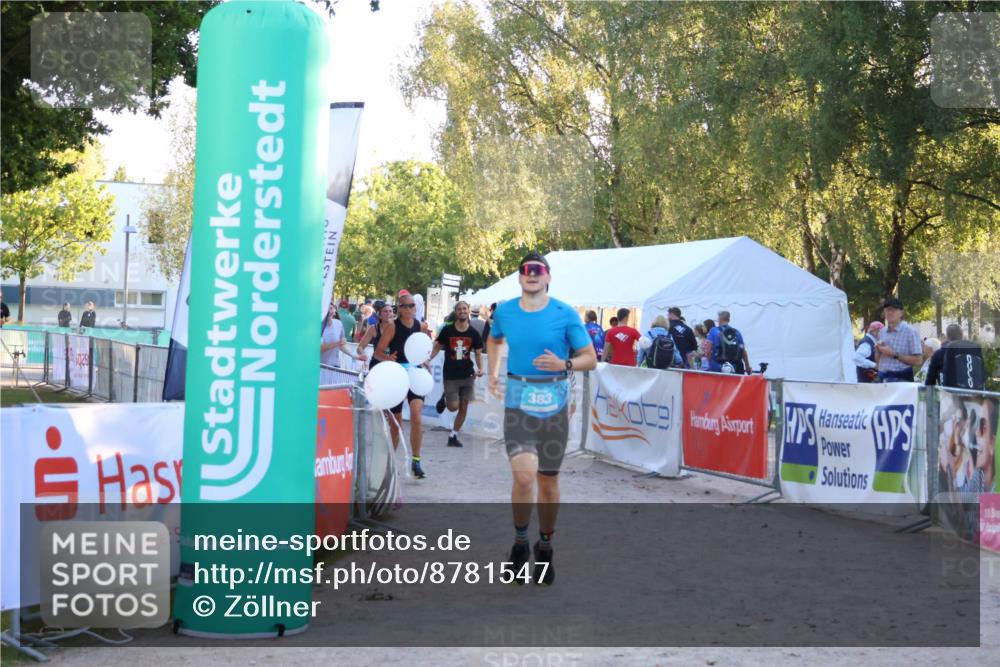 07.09.2025 - 19. Norderstedt Triathlon Zöllner http://msf.ph/oto/8781547 07.09.2025 17:43:44 Ziel 383, 429, 952 meine-sportfotos.de