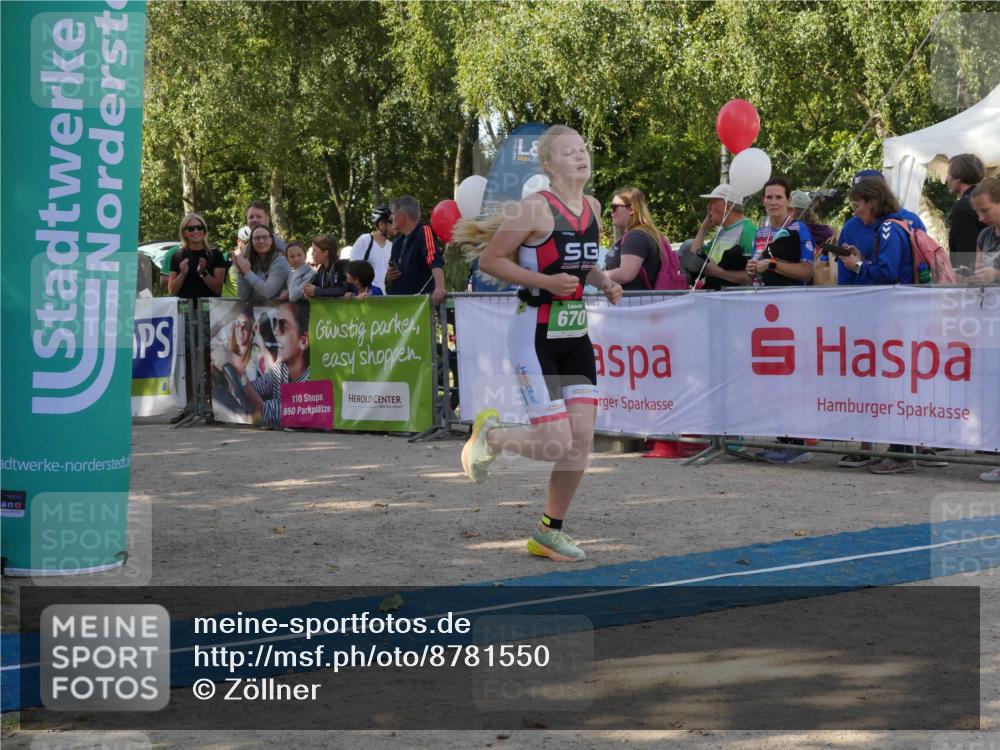 07.09.2025 - 19. Norderstedt Triathlon Zöllner http://msf.ph/oto/8781550 07.09.2025 10:58:18 Ziel 108, 115, 670 meine-sportfotos.de