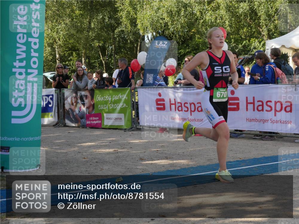 07.09.2025 - 19. Norderstedt Triathlon Zöllner http://msf.ph/oto/8781554 07.09.2025 10:58:19 Ziel 108, 115, 670 meine-sportfotos.de