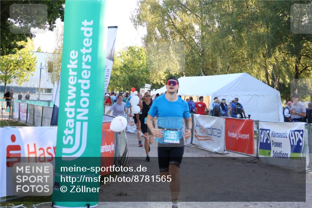 07.09.2025 - 19. Norderstedt Triathlon Zöllner http://msf.ph/oto/8781565 07.09.2025 17:43:45 Ziel 383, 429, 952 meine-sportfotos.de