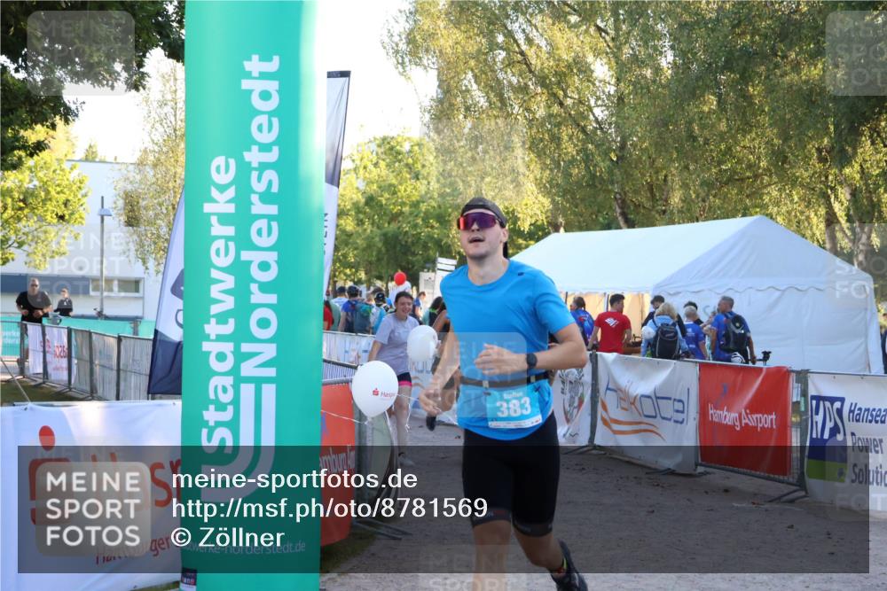 07.09.2025 - 19. Norderstedt Triathlon Zöllner http://msf.ph/oto/8781569 07.09.2025 17:43:45 Ziel 383, 429, 952 meine-sportfotos.de