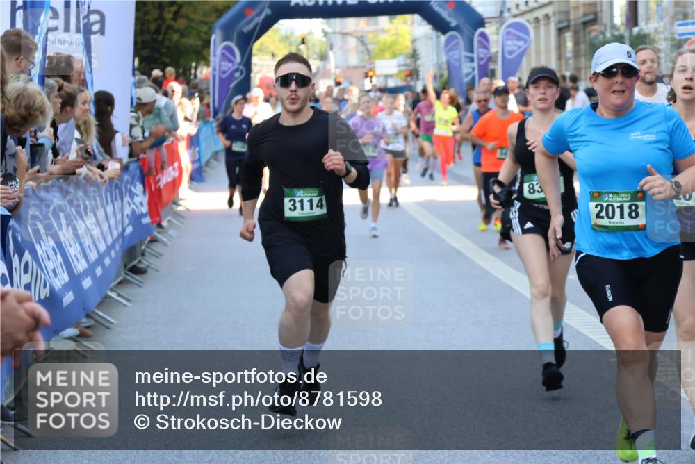 07.09.2025 - BARMER Alsterlauf Strokosch-Dieckow http://msf.ph/oto/8781598 07.09.2025 10:05:36 Ziel 2043, 2064, 2435, 2744, 2773, 3015, 3023, 3573, 3574, 3839, 3991, 4178, 4179, 4230, 4355, 4401, 4465, 4570, 4729, 4793, 4806, 5061, 5105, 5431, 5432, 5616, 5621, 5728, 5752, 5787, 5788, 5811, 6101, 6129, 6221, 6327, 8023, 8045, 8064, 8184, 8185, 8190, 8259, 8327, 8332, 8333, 8445, 8446, 8466 meine-sportfotos.de