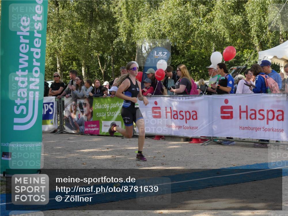 07.09.2025 - 19. Norderstedt Triathlon Zöllner http://msf.ph/oto/8781639 07.09.2025 10:58:41 Ziel 57, 129, 643, 693 meine-sportfotos.de