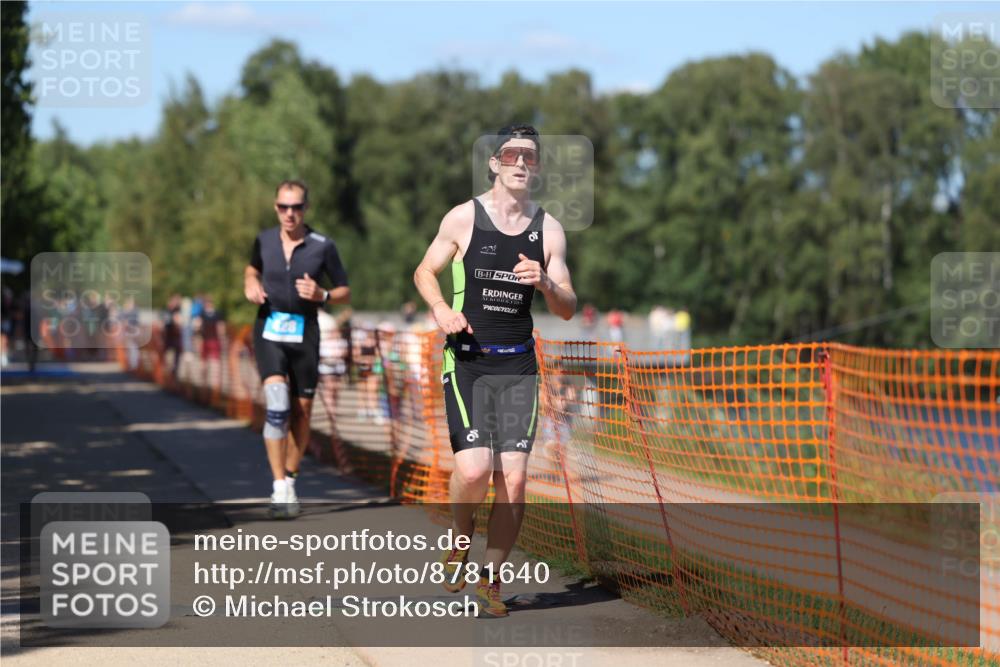 07.09.2025 - 19. Norderstedt Triathlon Michael Strokosch http://msf.ph/oto/8781640 07.09.2025 15:12:12 Laufen 428, 995 meine-sportfotos.de