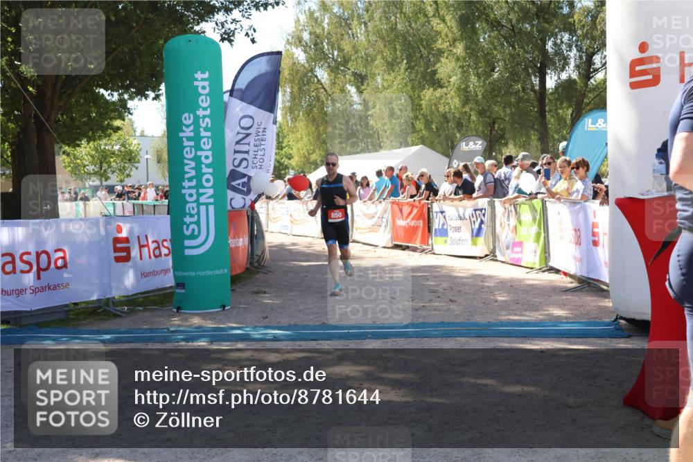 07.09.2025 - 19. Norderstedt Triathlon Zöllner http://msf.ph/oto/8781644 07.09.2025 12:57:18 Ziel 850 meine-sportfotos.de