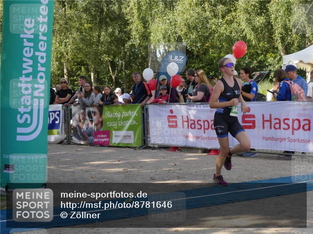 07.09.2025 - 19. Norderstedt Triathlon Zöllner http://msf.ph/oto/8781646 07.09.2025 10:58:42 Ziel 57, 129, 643 meine-sportfotos.de
