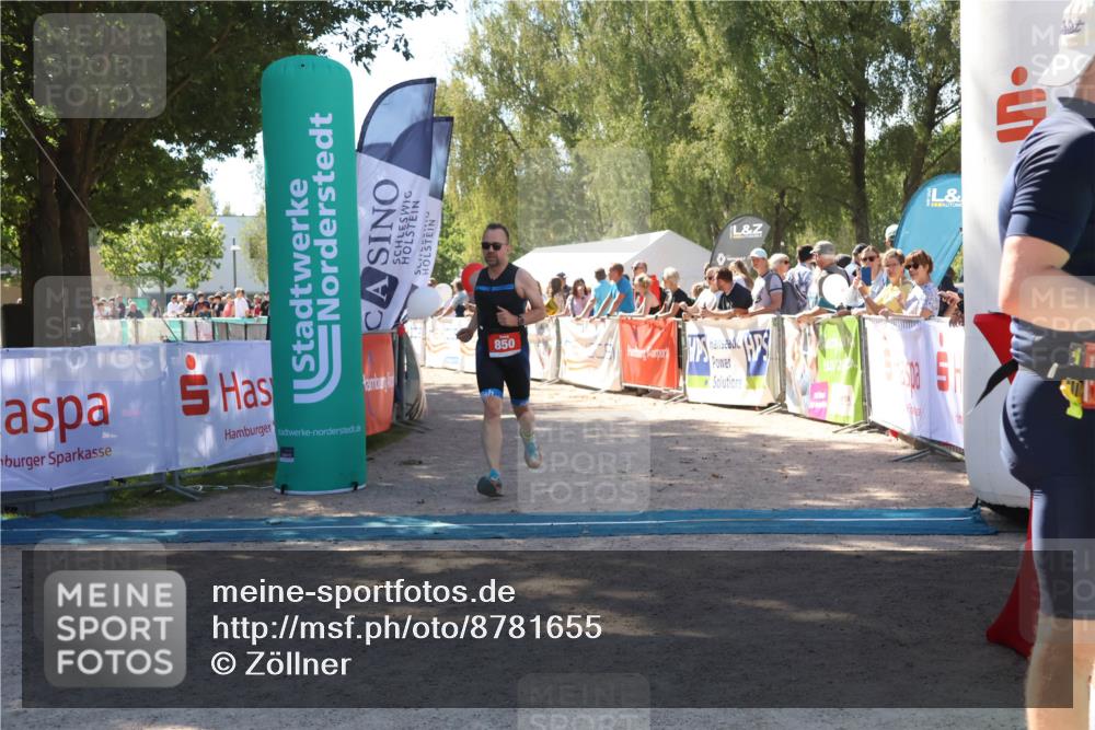 07.09.2025 - 19. Norderstedt Triathlon Zöllner http://msf.ph/oto/8781655 07.09.2025 12:57:19 Ziel 850 meine-sportfotos.de