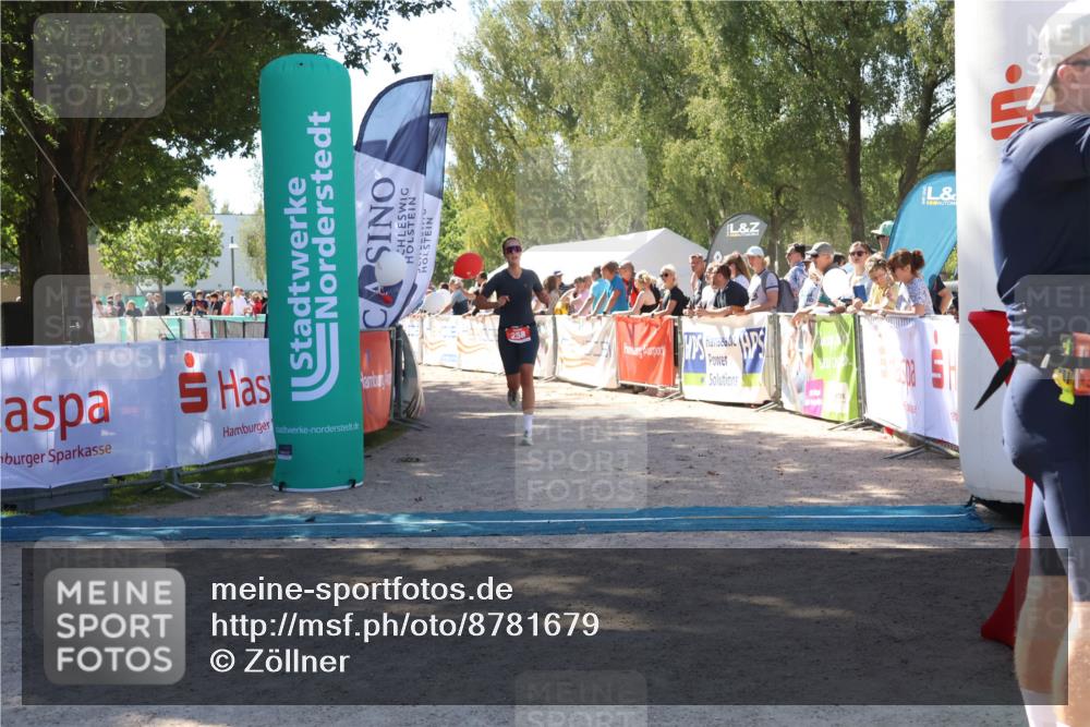 07.09.2025 - 19. Norderstedt Triathlon Zöllner http://msf.ph/oto/8781679 07.09.2025 12:57:23 Ziel 258, 850 meine-sportfotos.de