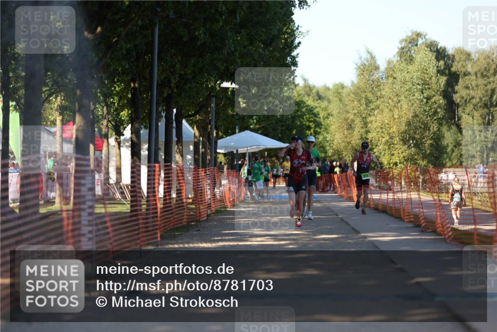 07.09.2025 - 19. Norderstedt Triathlon Michael Strokosch http://msf.ph/oto/8781703 07.09.2025 16:08:24 Laufen 439 meine-sportfotos.de