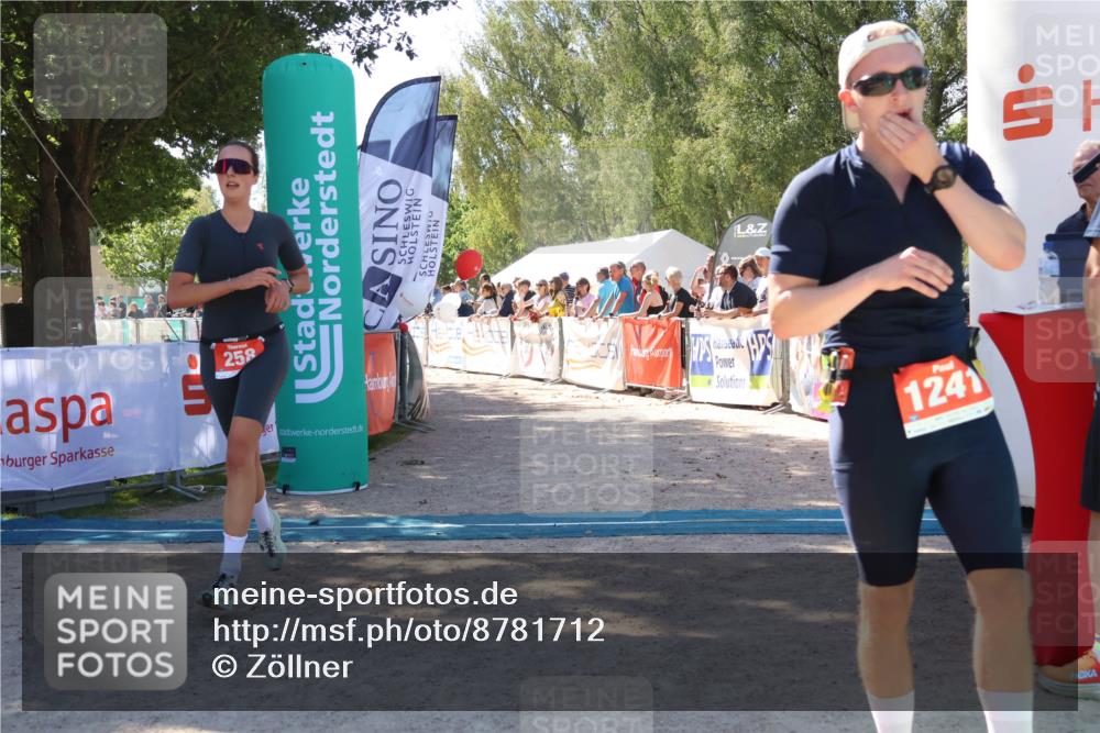 07.09.2025 - 19. Norderstedt Triathlon Zöllner http://msf.ph/oto/8781712 07.09.2025 12:57:25 Ziel 258, 850 meine-sportfotos.de