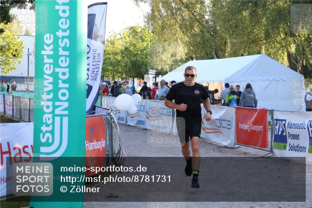 07.09.2025 - 19. Norderstedt Triathlon Zöllner http://msf.ph/oto/8781731 07.09.2025 17:43:54 Ziel 429, 952, 1448 meine-sportfotos.de