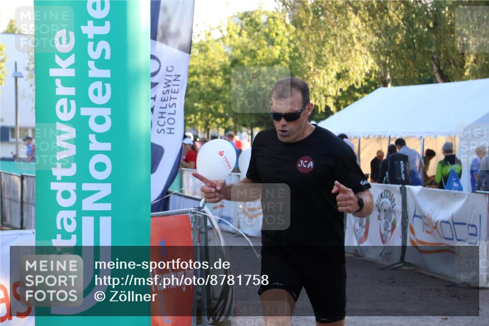 07.09.2025 - 19. Norderstedt Triathlon Zöllner http://msf.ph/oto/8781758 07.09.2025 17:43:55 Ziel 952, 1448 meine-sportfotos.de