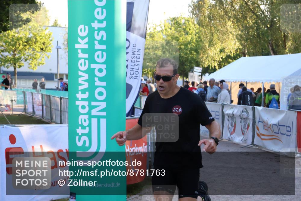 07.09.2025 - 19. Norderstedt Triathlon Zöllner http://msf.ph/oto/8781763 07.09.2025 17:43:55 Ziel 952, 1448 meine-sportfotos.de