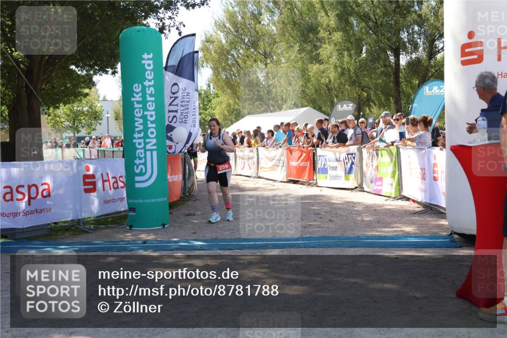 07.09.2025 - 19. Norderstedt Triathlon Zöllner http://msf.ph/oto/8781788 07.09.2025 12:57:43 Ziel 259, 1231 meine-sportfotos.de