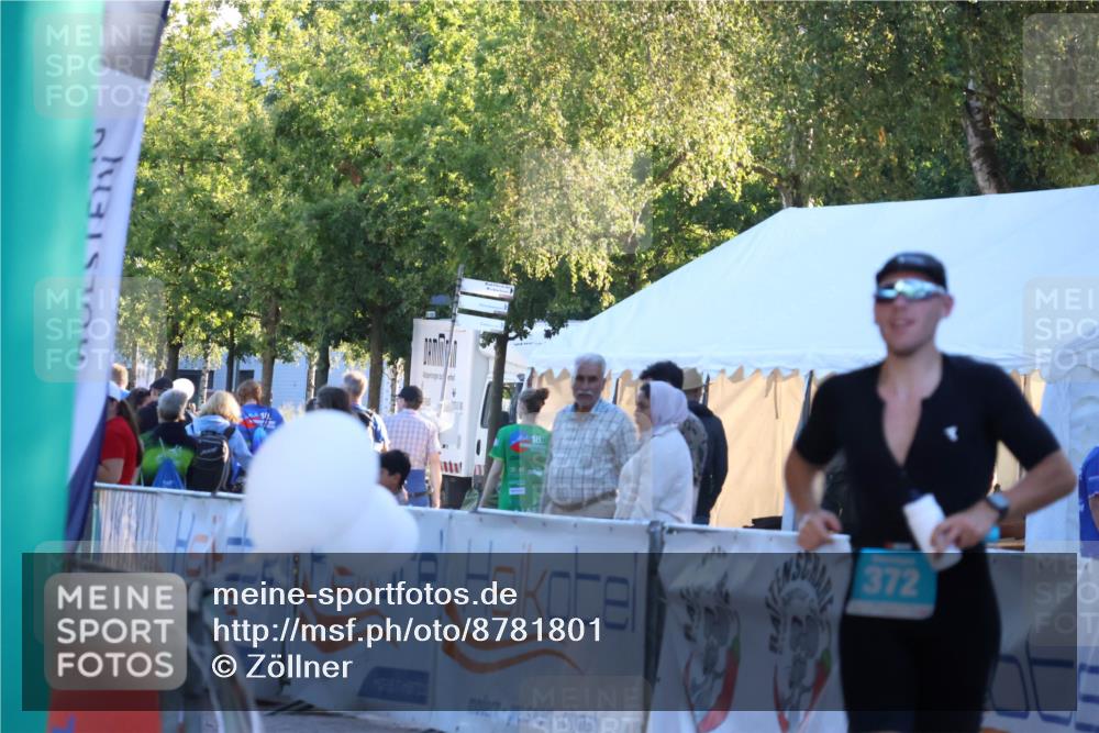 07.09.2025 - 19. Norderstedt Triathlon Zöllner http://msf.ph/oto/8781801 07.09.2025 17:44:05 Ziel 372 meine-sportfotos.de