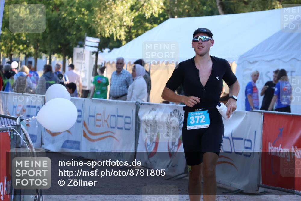 07.09.2025 - 19. Norderstedt Triathlon Zöllner http://msf.ph/oto/8781805 07.09.2025 17:44:05 Ziel 372 meine-sportfotos.de