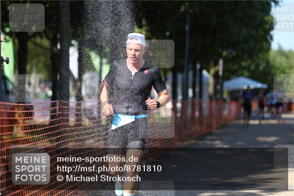 07.09.2025 - 19. Norderstedt Triathlon Michael Strokosch http://msf.ph/oto/8781810 07.09.2025 15:12:41 Laufen 411 meine-sportfotos.de