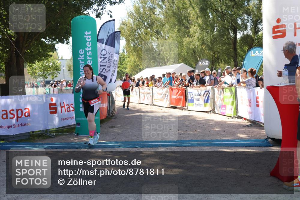 07.09.2025 - 19. Norderstedt Triathlon Zöllner http://msf.ph/oto/8781811 07.09.2025 12:57:44 Ziel 259, 898, 1231 meine-sportfotos.de