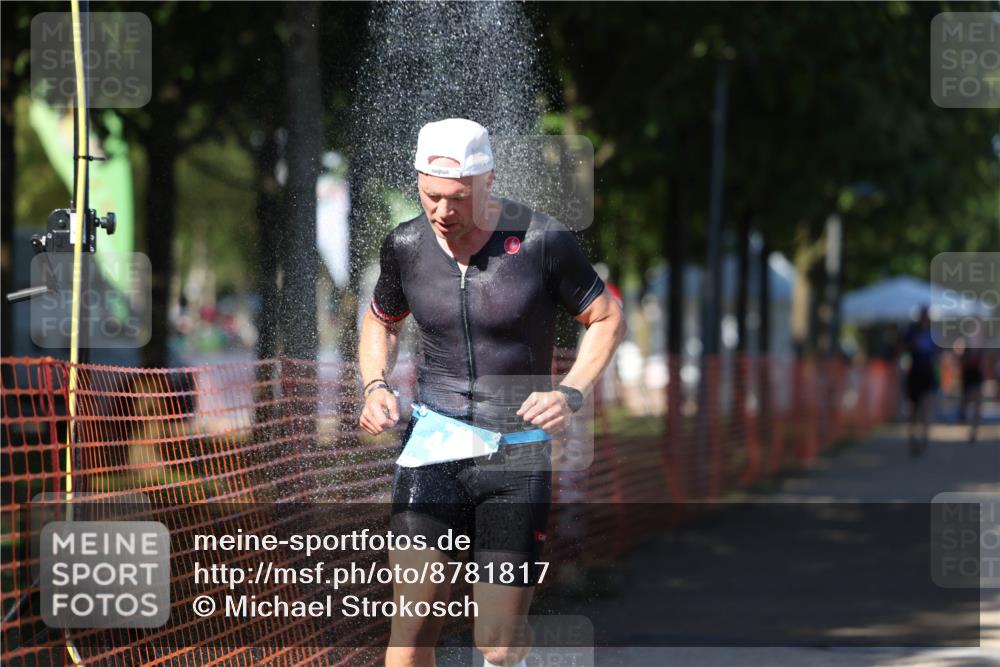 07.09.2025 - 19. Norderstedt Triathlon Michael Strokosch http://msf.ph/oto/8781817 07.09.2025 15:12:41 Laufen 411 meine-sportfotos.de