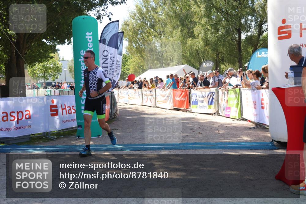 07.09.2025 - 19. Norderstedt Triathlon Zöllner http://msf.ph/oto/8781840 07.09.2025 12:57:49 Ziel 259, 898 meine-sportfotos.de