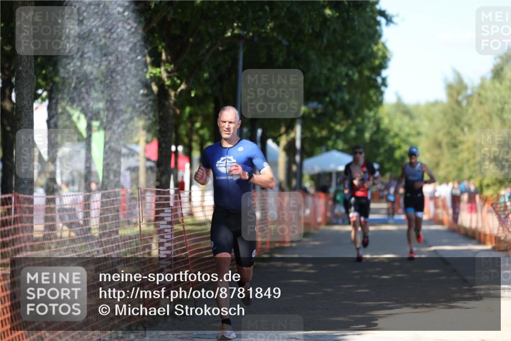 07.09.2025 - 19. Norderstedt Triathlon Michael Strokosch http://msf.ph/oto/8781849 07.09.2025 15:12:47 Laufen 427, 978, 988 meine-sportfotos.de