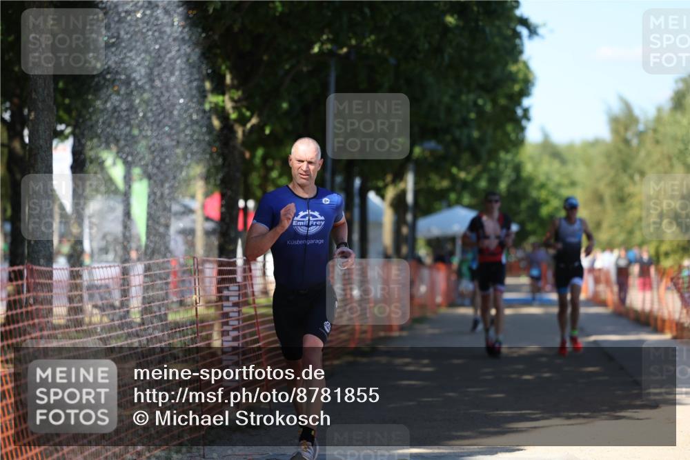 07.09.2025 - 19. Norderstedt Triathlon Michael Strokosch http://msf.ph/oto/8781855 07.09.2025 15:12:47 Laufen 427, 978, 988 meine-sportfotos.de