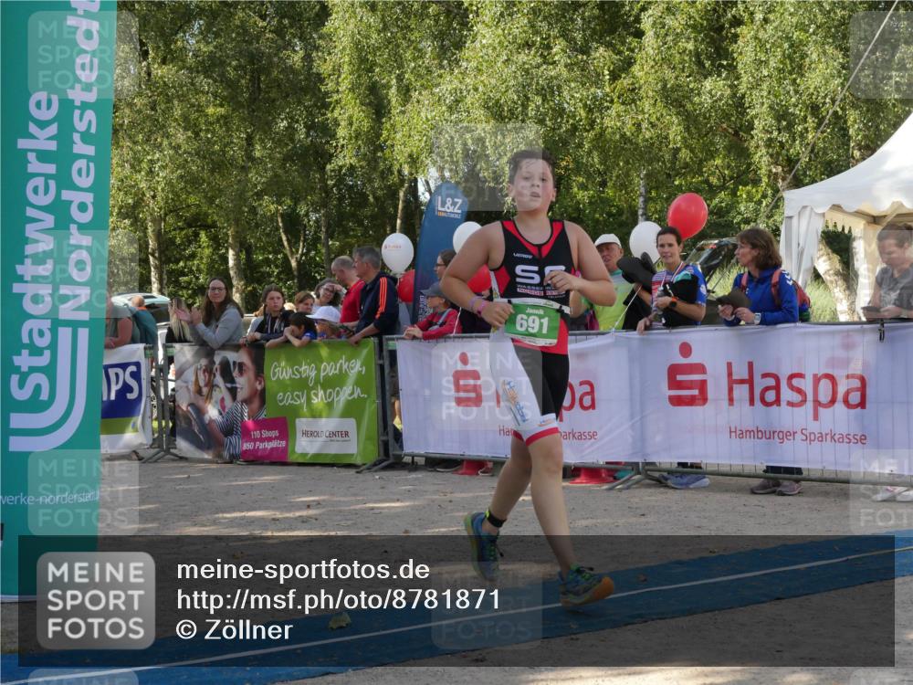 07.09.2025 - 19. Norderstedt Triathlon Zöllner http://msf.ph/oto/8781871 07.09.2025 11:00:19 Ziel 61, 681, 691 meine-sportfotos.de
