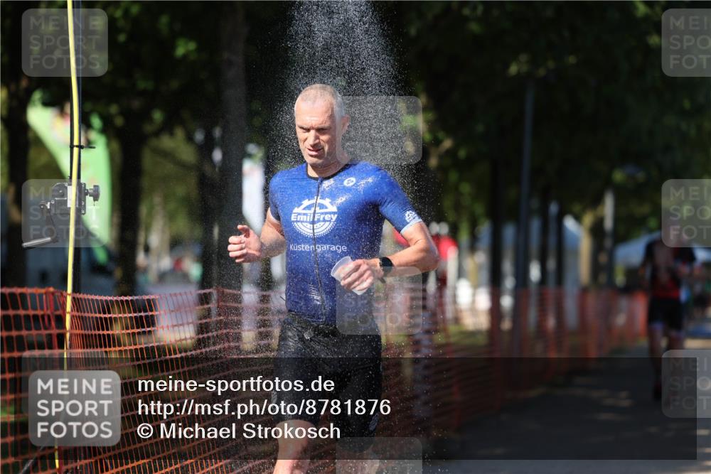 07.09.2025 - 19. Norderstedt Triathlon Michael Strokosch http://msf.ph/oto/8781876 07.09.2025 15:12:48 Laufen 427, 978, 988 meine-sportfotos.de