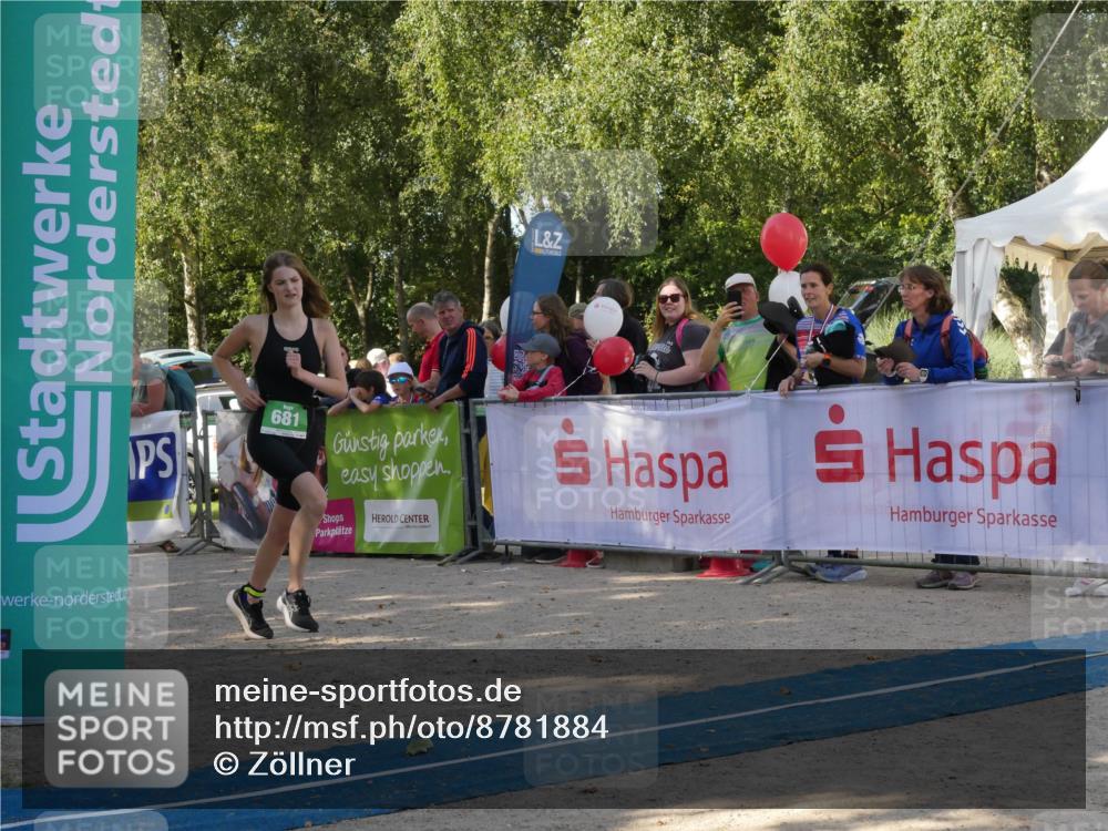07.09.2025 - 19. Norderstedt Triathlon Zöllner http://msf.ph/oto/8781884 07.09.2025 11:00:20 Ziel 61, 681, 683, 691 meine-sportfotos.de