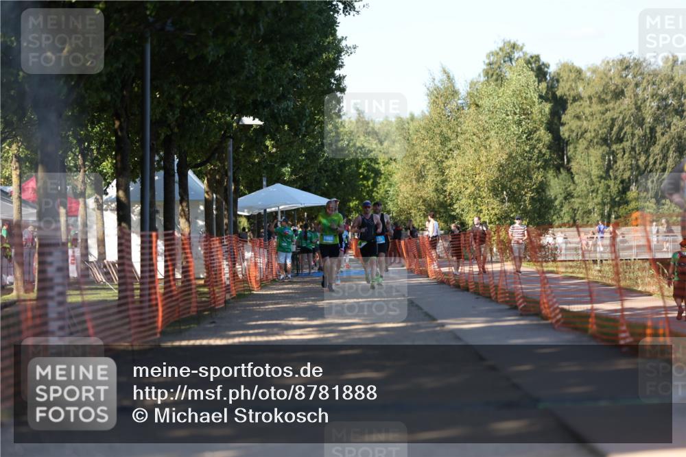 07.09.2025 - 19. Norderstedt Triathlon Michael Strokosch http://msf.ph/oto/8781888 07.09.2025 16:08:48 Laufen 949 meine-sportfotos.de