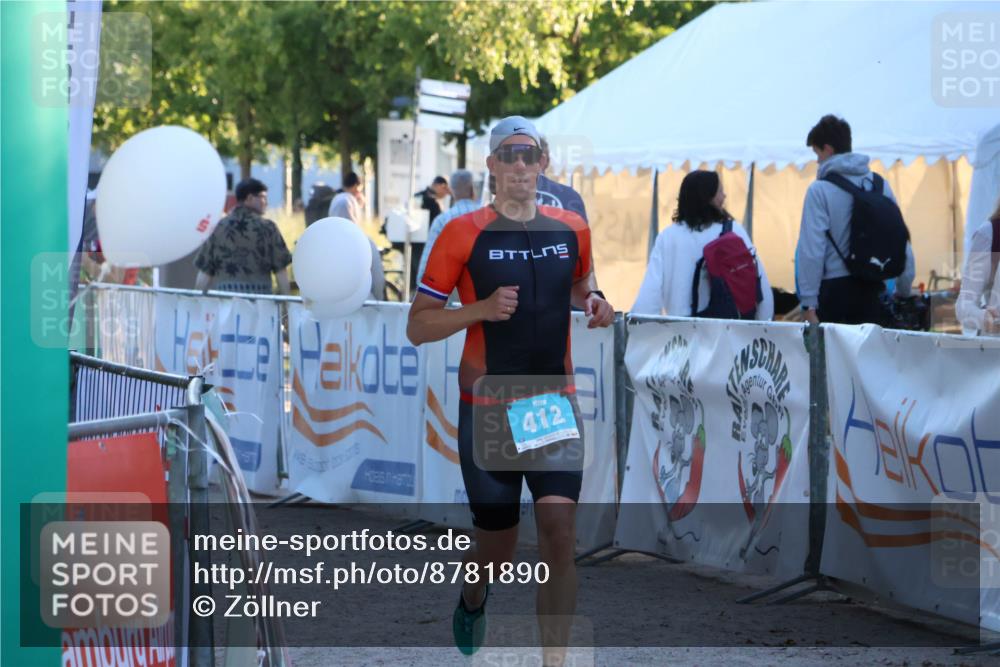 07.09.2025 - 19. Norderstedt Triathlon Zöllner http://msf.ph/oto/8781890 07.09.2025 17:44:24 Ziel 412 meine-sportfotos.de