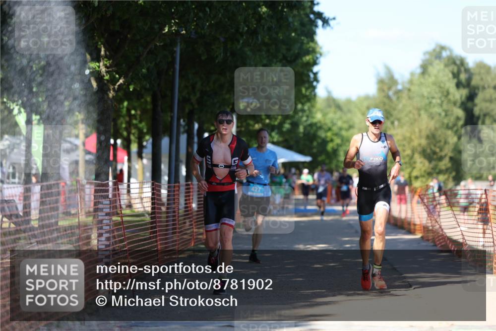 07.09.2025 - 19. Norderstedt Triathlon Michael Strokosch http://msf.ph/oto/8781902 07.09.2025 15:12:50 Laufen 427, 978, 988 meine-sportfotos.de